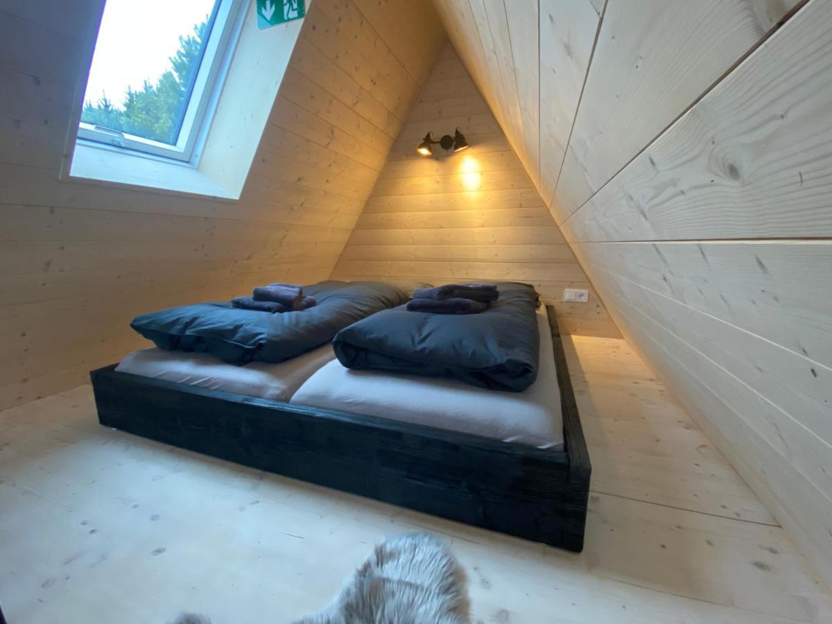 Hengifosslodge Tiny Houses Егилстадир Екстериор снимка